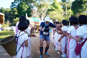 BIB: 2714
                            <button type="button" onclick="openModal(18982255)" class="btn btn-primary btn-sm float-right btn-popup" data-toggle="modal" data-target=".modal-high-quality">
                        <i class="fas fa-shopping-cart"></i> Add to Cart
                    </button>
                                            <button type="button" onclick="isThisMe(18982255, true)" class="btn btn-success btn-sm float-right btn-popup btn-isme hidden" data-toggle="tooltip" data-placement="bottom" title="นี่คือรูปของคุณใช่ไหม คลิกที่นี่เพื่อเอาเข้าอัลบั้ม">
                        <i class="fas fa-plus"></i> Add to album
                    </button>
                    <button type="button" onclick="isThisMe(18982255, false)" class="btn btn-warning btn-sm float-right btn-popup btn-isnotme hidden">
                        <i class="fas fa-ban"></i> Remove from album
                    </button>